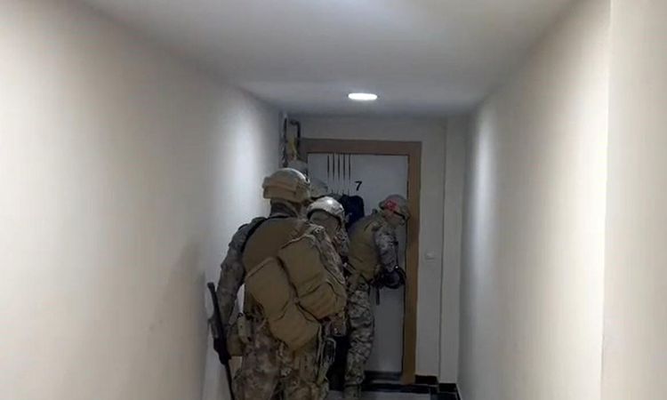 Raid in 7 provinces against the 'Ay Group' criminal organization: 107 people identified - Last Minute