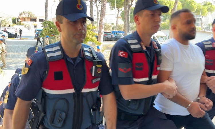 Aydın Germencik'te konut-arsa mağduriyetinde 9 gözaltı, firma sahibi hakkında tutuklama kararı verildi - Son D