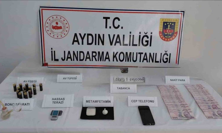 Aydın Kuşadası'nda jandarmanın uyuşturucu baskınında 1 kişi yakalanarak gözaltına sevk edildi | İşte Tüm Ayrın