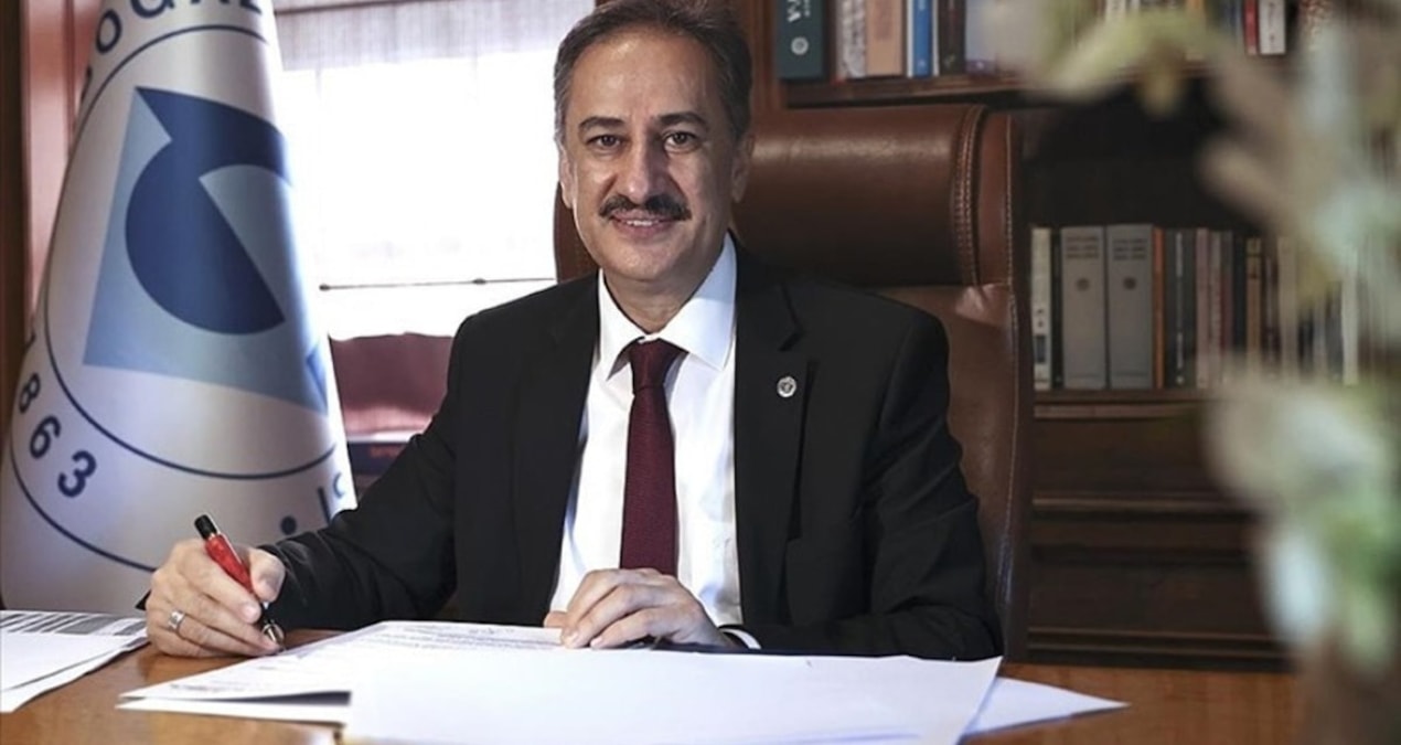 Gündemden Son Bilgiler: AYM’den kayyum rektöre soğuk duş - Haberleri