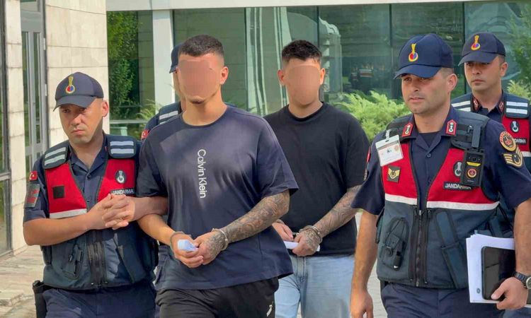 Ayrıntılar Netleşti: 14 bin liralık borç nedeniyle kaçırdıkları genci darbedip hastane yakınına terk eden 2 ki