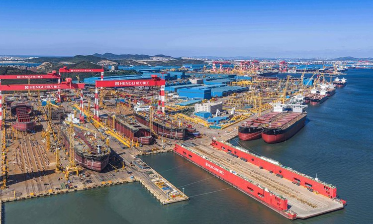 Ayrıntılar Netleşti: 2025'te hizmete giren Geleceğin Fabrikası dev tanker ve çevre dostu gemi üretiyor