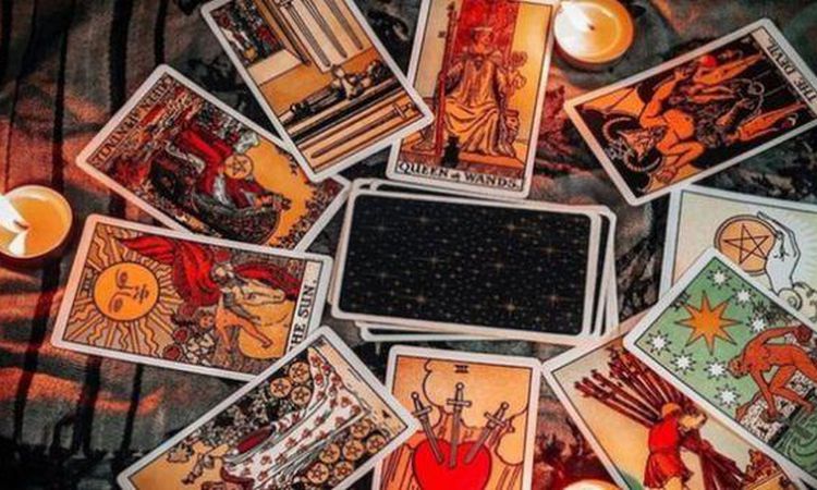 Ayrıntılar Netleşti: 23 Ağustos günlük tarot falı: 23 Ağustos Perşembe günü seni neler bekliyor? Günlük tarot