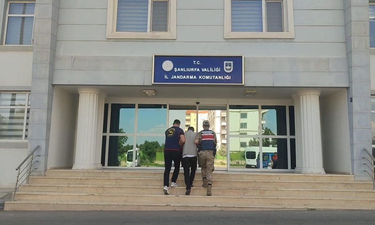 Ayrıntılar Netleşti: 83 yaşındaki emekliye 72 milyonluk altın dolandırıcılığı; firari zanlı Şanlıurfa'da yakal