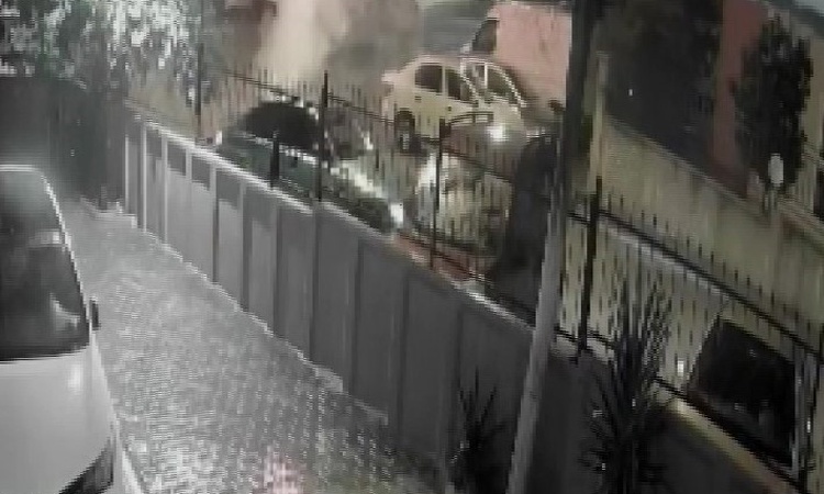 Ayrıntılar Netleşti: Adana Çukurova'da havai fişek kutusu ateşlendi, ateş parçaları araç ve evlere sıçradı | İ