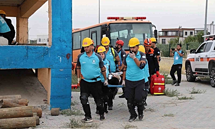 Ayrıntılar Netleşti: Adıyaman'da UMKE ve AFAD, 32 gönüllüyle deprem tatbikatı gerçekleştirdi