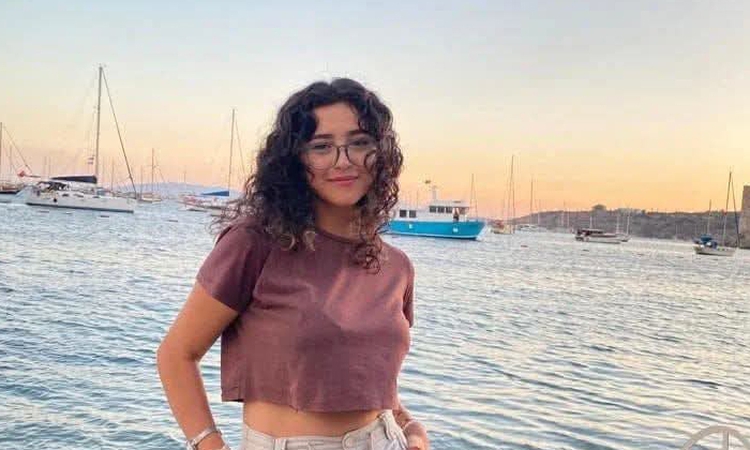Ayrıntılar Netleşti: Ağaca çarpan otomobildeki sağlık çalışanı öldü, kardeşi ağır yaralandı: Gelişmeler Takip