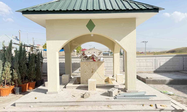 Ayrıntılar Netleşti: Ağrı Patnos'ta köy halkı cami bahçesine imeceyle külliye benzeri yerleşke kazandırdı | İş