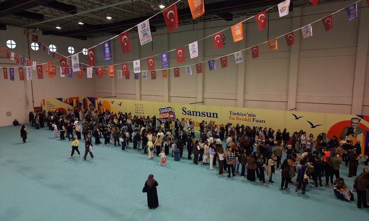 Ayrıntılar Netleşti: Ahmet Ümit, Samsun Kitap Fuarı'nda İranlı yapımcılar için telif istemediğini söyledi ve M