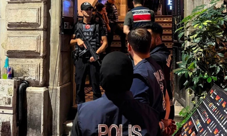 Ayrıntılar Netleşti: "Ailem Güvende" soruşturmasını tetikleyen şüpheli ifadesi gözler önüne serildi! Jigolo ağ