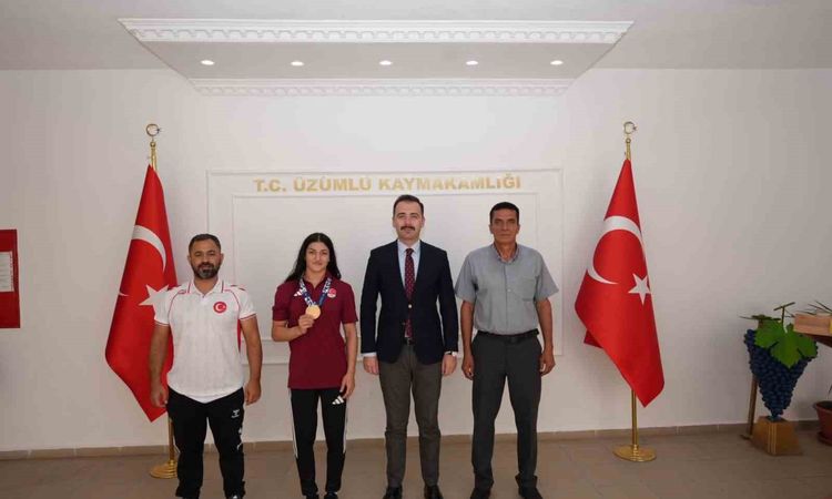 Ayrıntılar Netleşti: Akdeniz Oyunları'nda Altın Madalya Kazanan Kamaloğlu, Kaymakamı Ziyaret Etti: Gelişmeler