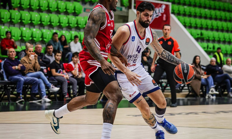 Ayrıntılar Netleşti: Anadolu Efes, EuroLeague'de Hapoel Tel Aviv'e 118-88 yenilerek 5. yenilgisini aldı: Geliş