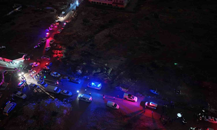 Ayrıntılar Netleşti: Antalya'da hortum konteynerleri vurdu, ölü sayısı 4 oldu, bir işçi hayata döndü: Gelişmel
