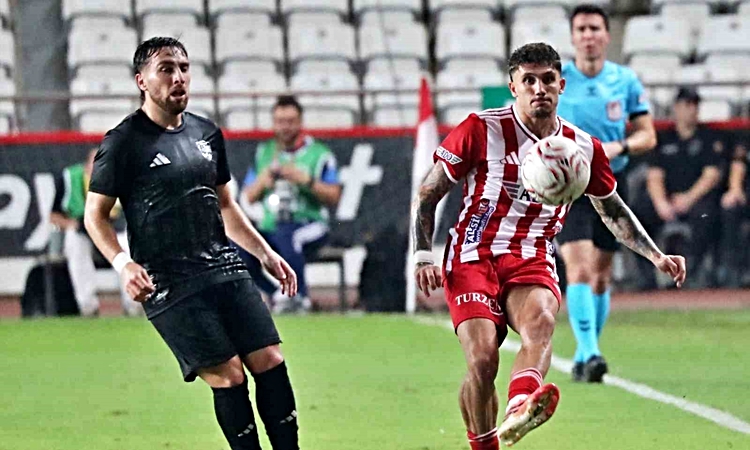 Ayrıntılar Netleşti: Antalyaspor, Trendyol 1. Lig 8. haftasında Vanspor FK'yı 3-0 mağlup etti | İşte Tüm Ayrın