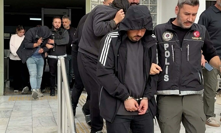 Ayrıntılar Netleşti: Aydın ve İzmir'de uyuşturucu operasyonunda 5 şüpheli hakkında tutuklama kararı verildi ve