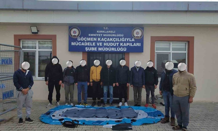 Ayrıntılar Netleşti: Babaeski'de göçmen kaçakçılığı operasyonunda 7 yabancı yakalandı, 3 şüpheli hakkında tutu