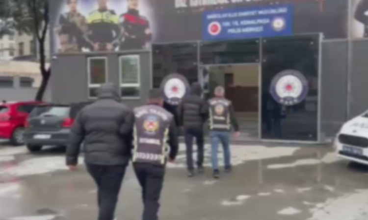 Ayrıntılar Netleşti: Bağcılar'da tartışan 2 sürücüye 360 bin lira ceza kesildi, ehliyetler 60 gün geri alındı