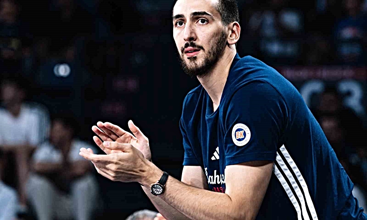 Ayrıntılar Netleşti: Bahçeşehir Koleji oyuncusu Kenan Sipahi, BKT EuroCup'ta kupayı kaldırmak istiyor | İşte T