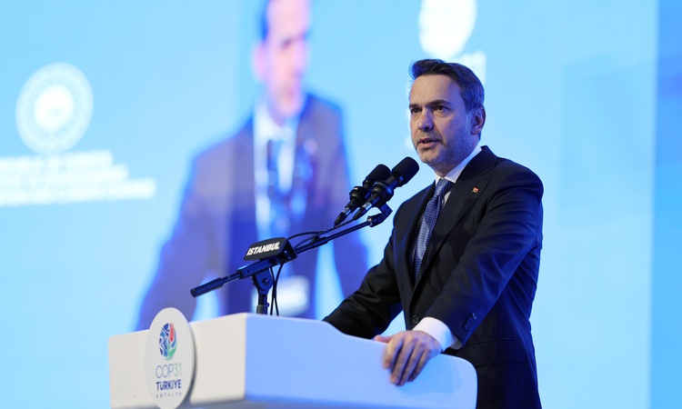 Ayrıntılar Netleşti: Bakan Bayraktar: Türkiye, petrol ve doğal gazda kendi kendine yeten bir ülke olacak: Geli