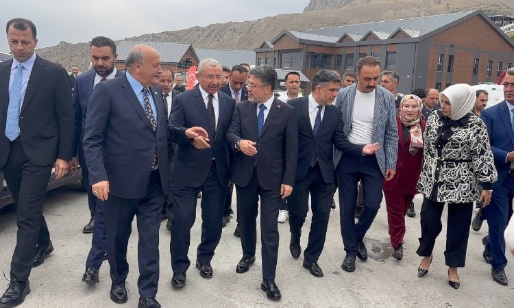 Ayrıntılar Netleşti: Bakan Yumaklı: "Doğu ve Güneydoğu için yeni tarım eylem planı açıklanacak" - Son Dakika B