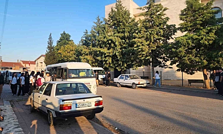 Ayrıntılar Netleşti: Başkan Dombaycı; "Her eğitim yılı öğrencilerin gelişimine açılan kapıdır": Gelişmeler Tak