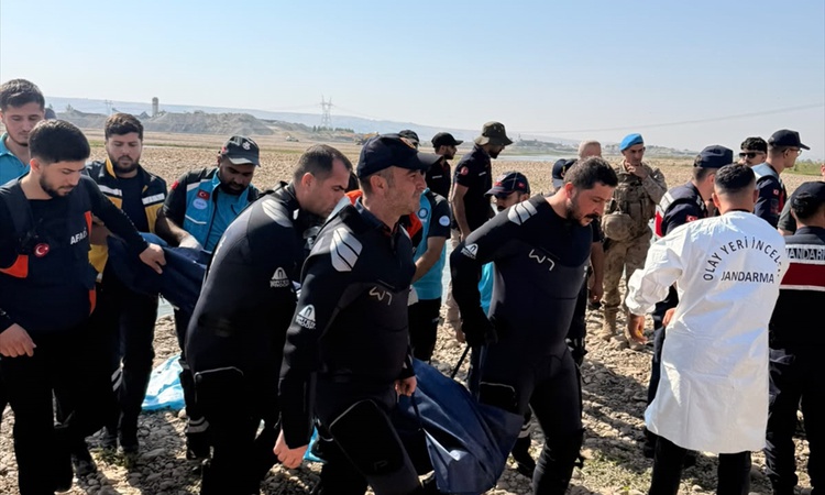 Ayrıntılar Netleşti: Batman Balpınar'da çaya düşen 14 yaşındaki çocuğun cansız bedenine ulaşıldı ve Merak Edil