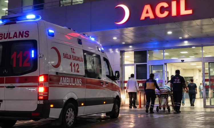 Ayrıntılar Netleşti: Bebek mevlidi hastanede bitti! 20 kişi acile koştu ve Merak Edilenler