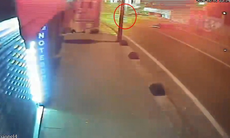 Ayrıntılar Netleşti: Beykoz'da motosiklet sürücüsü direğe çarparak yaşamını yitirdi, kaza anı kaydedildi ve Me