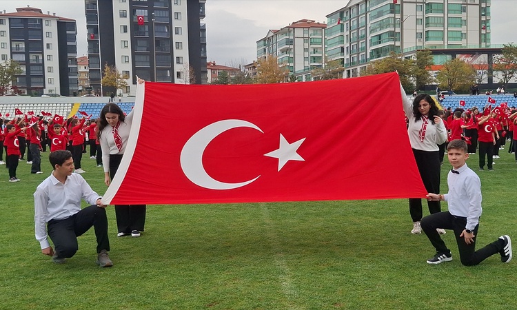 Ayrıntılar Netleşti: Beypazarı'nda Cumhuriyet'in 103. yılı düzenlenen törenle kutlandı ve Merak Edilenler