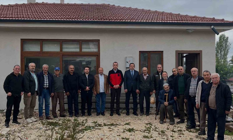 Ayrıntılar Netleşti: Bilecik Tarım ve Orman İl Müdürü Ayvalık, Çavuşköy'de üreticileri dinledi - Son Dakika Bi