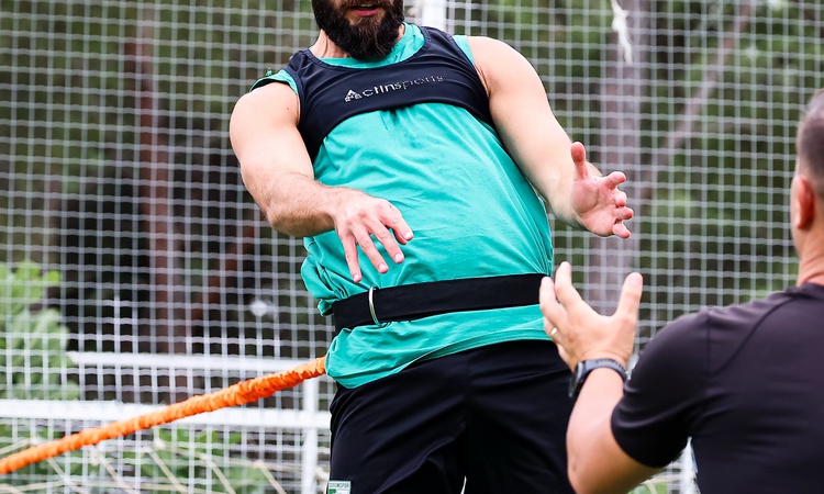 Ayrıntılar Netleşti: Bodrum FK'de Ajeti'nin hamstring yaralanmasıyla sahalardan uzak kalacağı ifade edildi ve