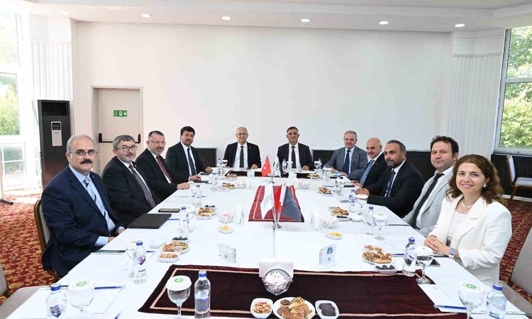 Ayrıntılar Netleşti: BŞEÜ Rektörü Kaplancıklı, Batı Karadeniz Üniversiteler Birliği Toplantısına katıldı: Geli