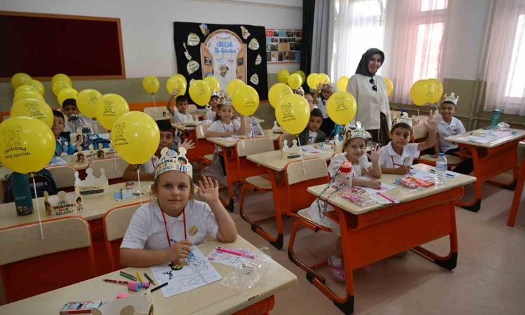 Ayrıntılar Netleşti: Bursa’da 598 bin öğrenci ilk ders ziliyle sınıfları dolduracak | İşte Tüm Ayrıntılar