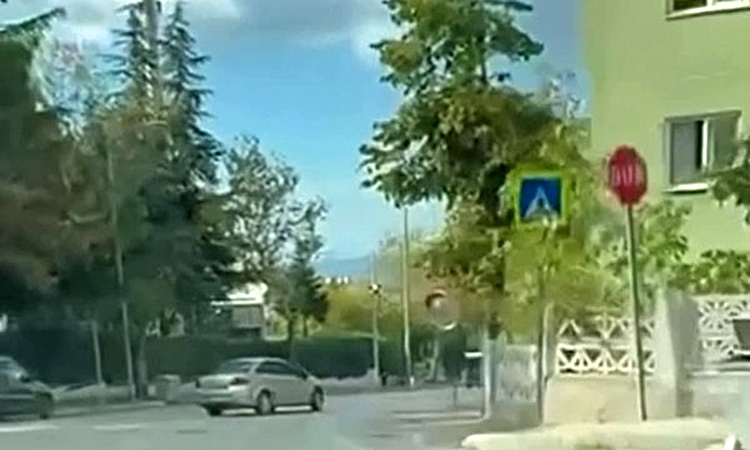 Ayrıntılar Netleşti: Bursa Yıldırım'da drift yapan sürücü cep telefonu kamerasına yakalandı ve Merak Edilenler