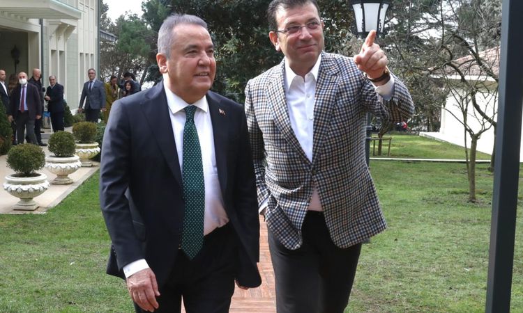 Ayrıntılar Netleşti: CHP'de 'adaylık borsası' baz kayıtlarında! Sinyal haritası kirli pazarlığı ele verdi - So