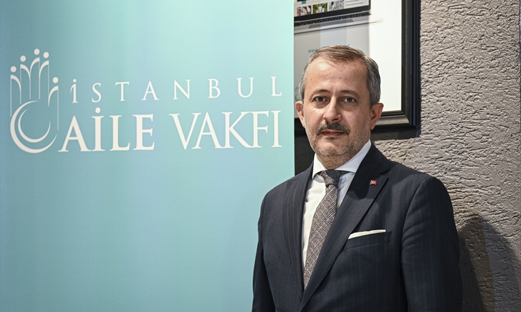 Ayrıntılar Netleşti: Çocuklar ve gençler dijital mecralarda cinsel kimlik karmaşasının girdabına çekiliyor - S