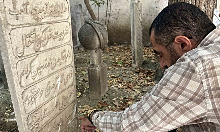 Ayrıntılar Netleşti: Çorakkapı Haziresi’nde tarih sessizliğe, mezarlar bakımsızlığa terk edildi: Gelişmeler Ta
