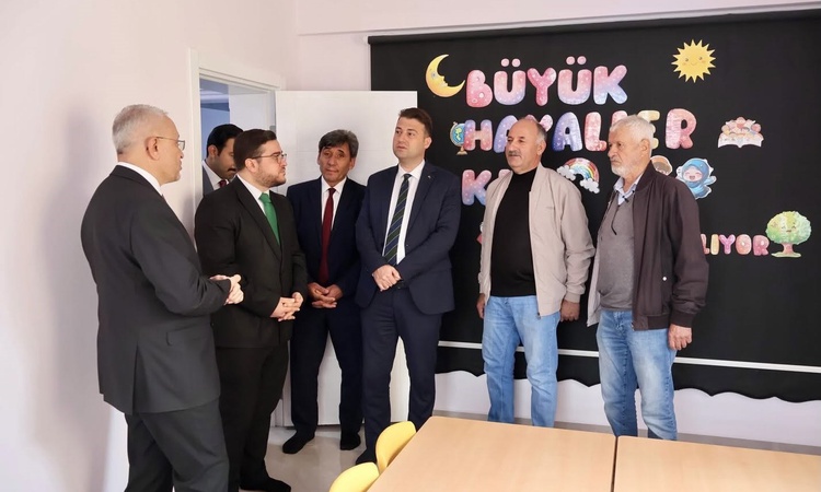 Ayrıntılar Netleşti: Denizli Çivril'de Mescid-i Aksa Kur'an Kursu 4-6 yaş grubu törenle açıldı