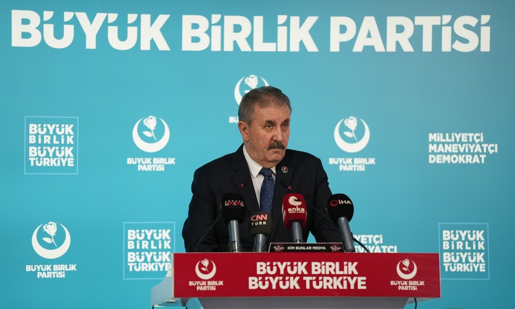 Ayrıntılar Netleşti: Destici, Preveze Deniz Zaferi'nin 488'inci yıl dönümünde Mavi Vatan'a dikkat çekti | İşte