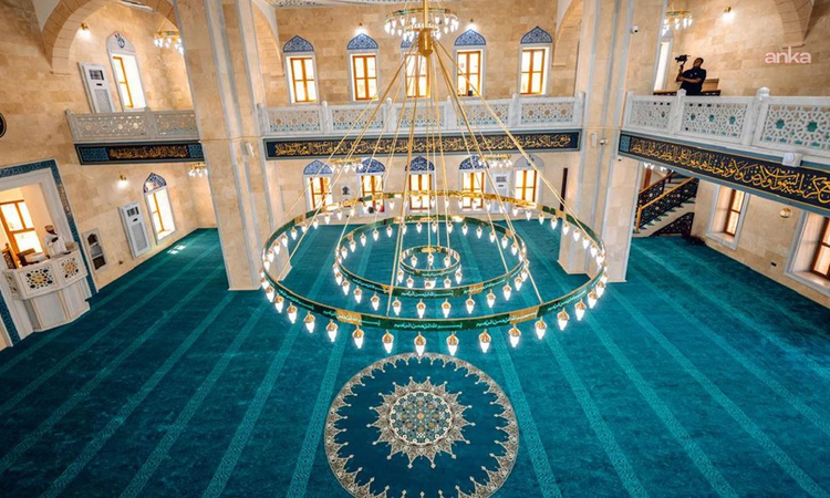 Ayrıntılar Netleşti: Diyanet İşleri Başkanlığınca hazırlanan "Birlik ve Beraberlik" konulu cuma hutbesi yayınl