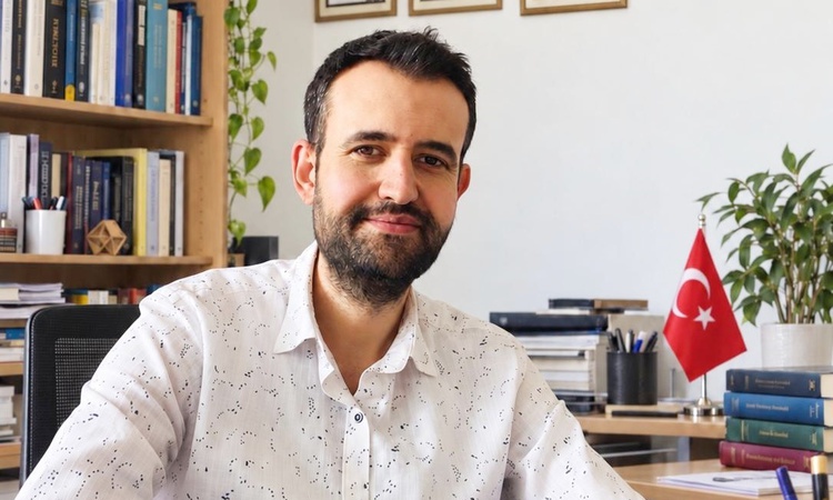 Ayrıntılar Netleşti: Dr. Kopçasız, en etkili bilim insanları listesinde 349'uncu, Türkiye'de birinci oldu: Gel