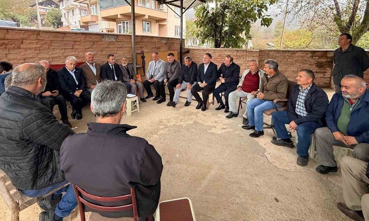 Ayrıntılar Netleşti: Düzce Akçakoca'da Kaymakam Uzan, Küpler köyündeki çalışmaları yerinde değerlendirdi: Geli