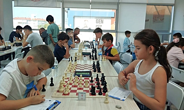 Ayrıntılar Netleşti: Edirne'de Okula Merhaba Satranç Turnuvası düzenlendi | İşte Tüm Ayrıntılar