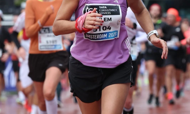Ayrıntılar Netleşti: Efeler'deki anaokulu öğretmeni Amsterdam Maratonu'nu kişisel en iyi dereceyle bitirdi | İ