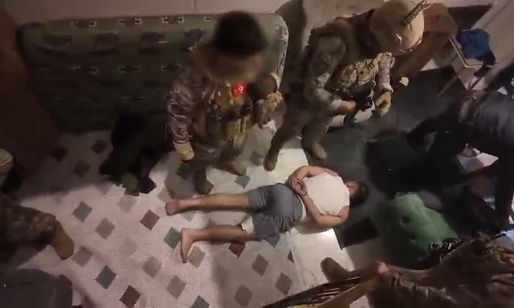 Ayrıntılar Netleşti: Elazığ merkezli yasa dışı bahis operasyonunda 9 kişi yakalanarak gözaltına sevk edildi: G