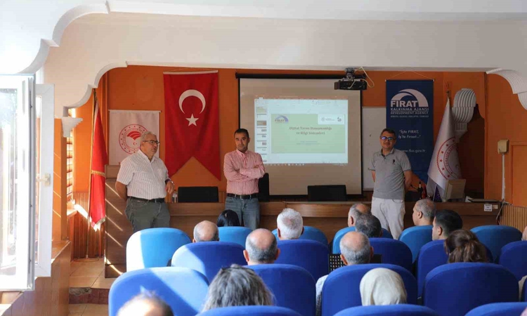 Ayrıntılar Netleşti: Elazığ'da teknik personele akıllı tarım ve dijital danışmanlık eğitimi resmen start aldı