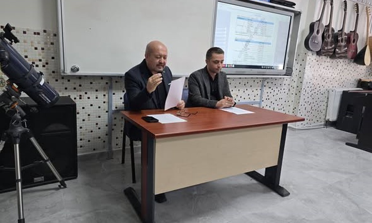 Ayrıntılar Netleşti: Emirdağ'da OYSS bilgilendirme toplantısında sınav usulleri anlatıldı