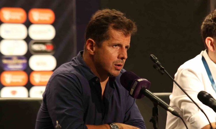 Ayrıntılar Netleşti: Emre Belözoğlu: "Futbol, anları çok doğru oynamanız gereken bir oyun" | İşte Tüm Ayrıntıl