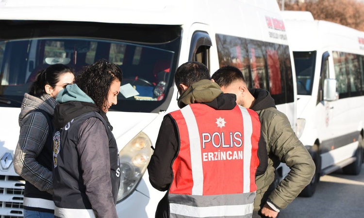 Ayrıntılar Netleşti: Erzincan'da okul çevresi denetimlerinde 277 okul kontrol edildi ve Merak Edilenler