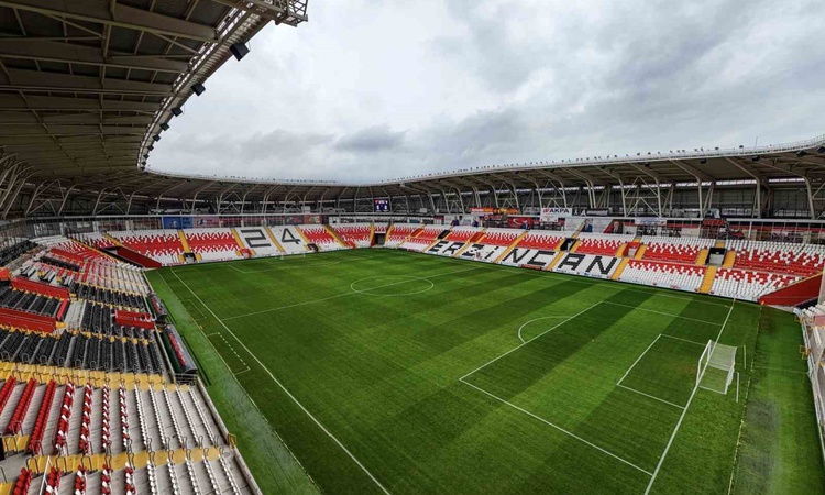 Ayrıntılar Netleşti: Erzincanspor iç saha maçlarını 12 bin 981 kişilik 13 Şubat Şehir Stadyumu'nda oynuyor | İ